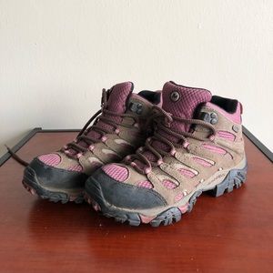 Merrell Hiking Boots Size 7